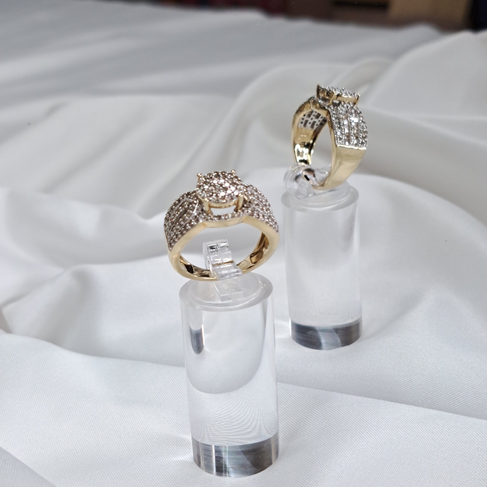 1.27ctw. ROUND BAGUETT CROWN TOP WHITE DIAMOND CLUSTER 10K YELLOW GOLD RING - Picture 16 of 16